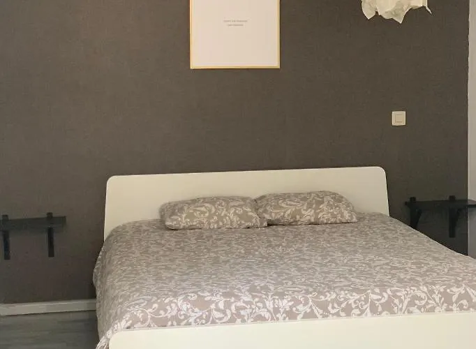 Anna Penthouse